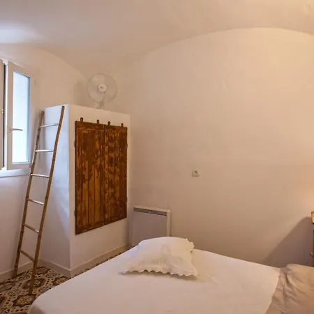 Casa Rione Apartment Omessa