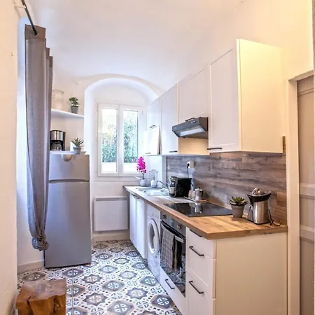 Casa Rione * Omessa